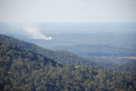Brookfield Crt Burn from Beechmont (1)